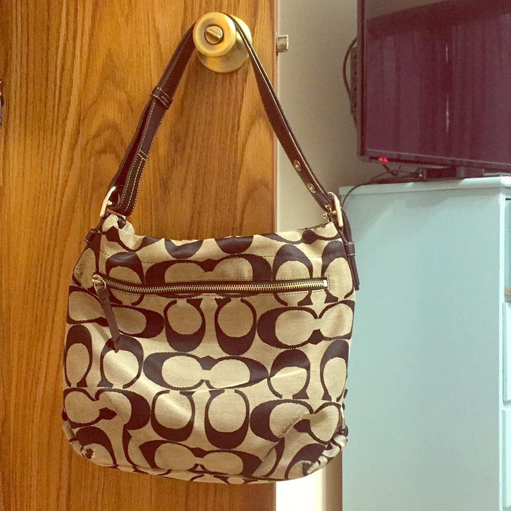 COACH purse w/ chain bag.